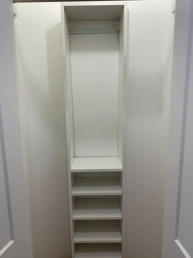 Building Photo - CHELSEA/BOSTON NEW LUXURY STUDIO- NO BROKER FEE! NO BROKER OR RENTAL FEES & FULLY FURNISHED!!