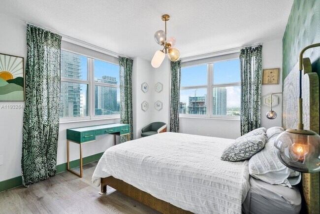 Building Photo - 31 SE 5th St