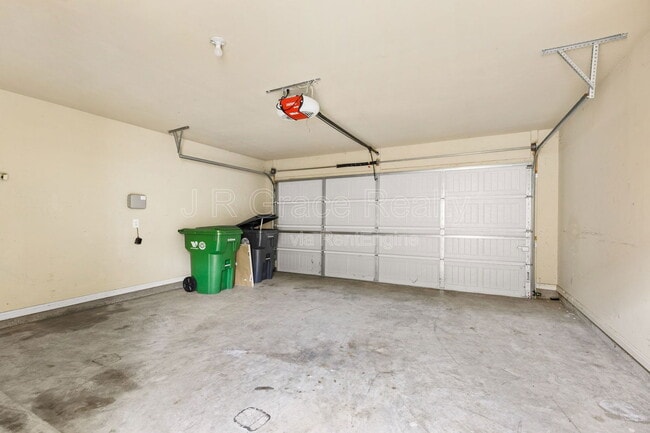 Building Photo - 10512 Condor Loop