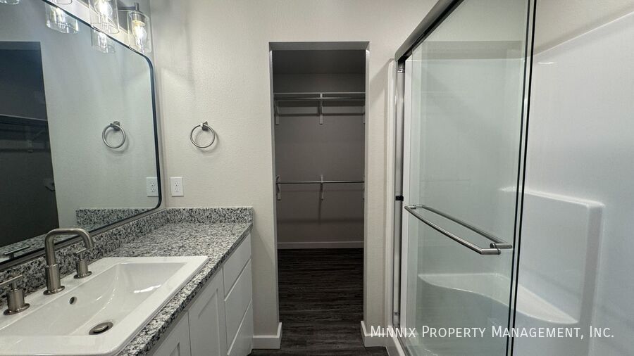 Building Photo - 8007 Date Ave