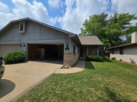 Building Photo - 3411 N Marcos Ln