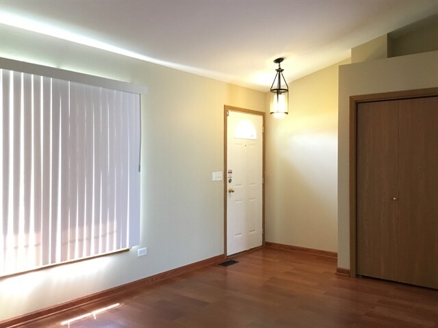 Building Photo - 4702 W Iris Ln