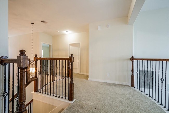 Building Photo - 9964 Ash Creek Ct
