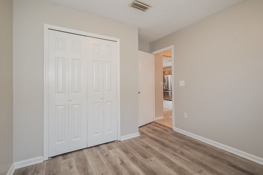 Building Photo - 7939 Cherry Blossom Dr S