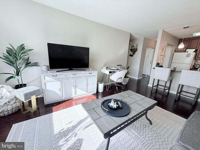 Building Photo - 11801 Rockville Pike