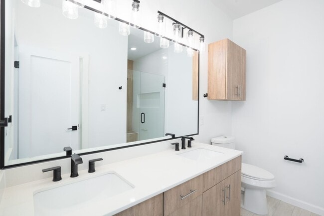 Building Photo - 3548 Hidalgo Cir