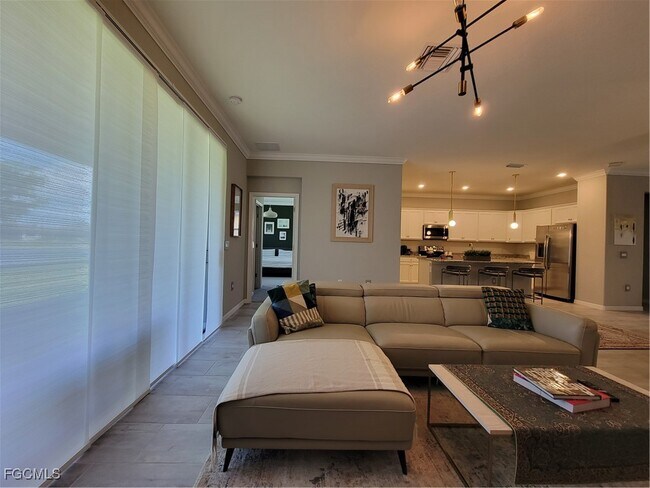 Building Photo - 11559 Shady Blossom Dr