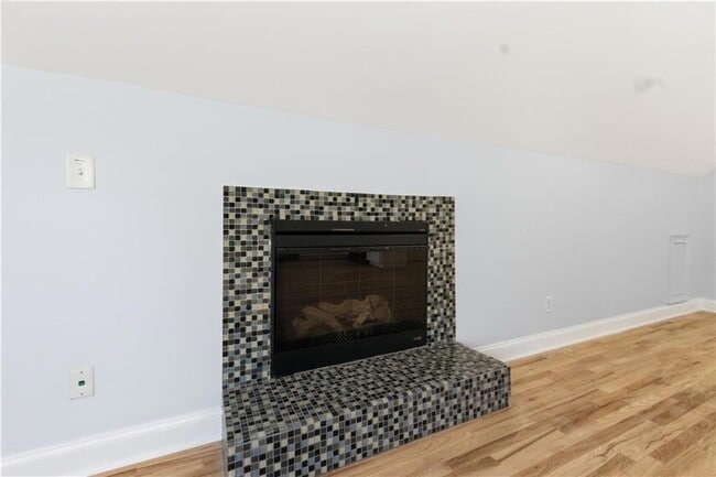 Building Photo - 850 Ormewood Ave SE