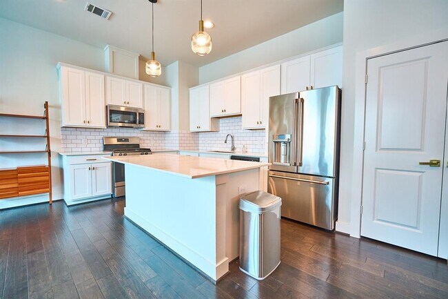 Building Photo - 3628 Griggs Rd
