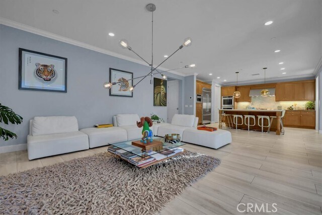 Building Photo - 71 Weston