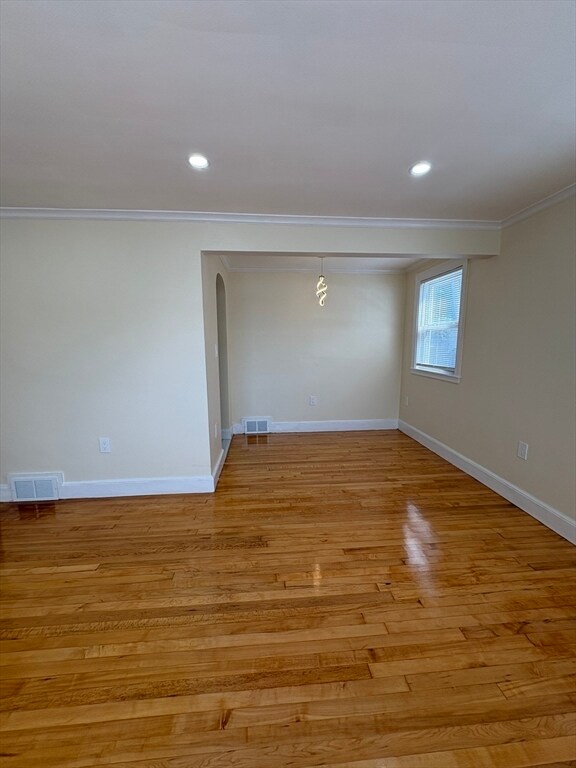Building Photo - 84 Gladeside Terrace