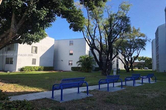 Building Photo - 14170 SW 84th St