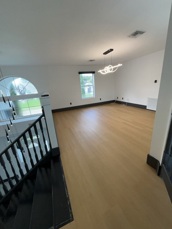 Building Photo - 8131 Vineland Oaks Blvd