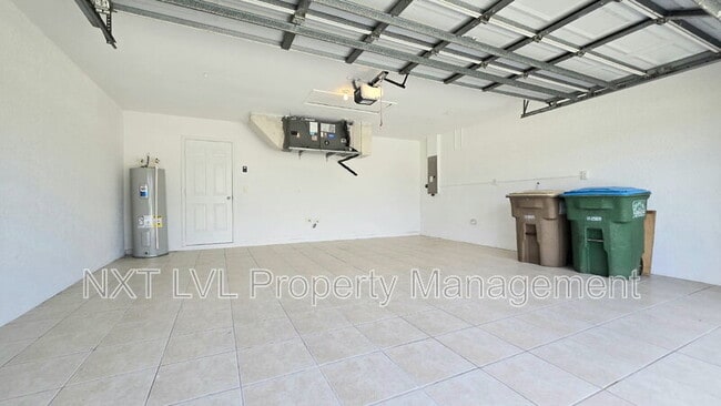 Building Photo - 342 NE 17th St