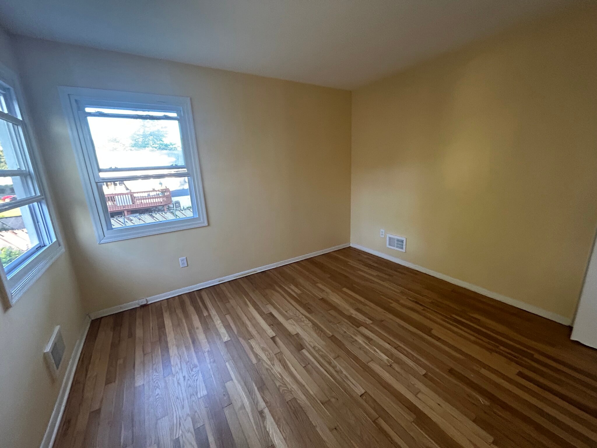 Building Photo - 24 Huron Ave