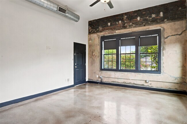 Building Photo - 6819 Avenue C