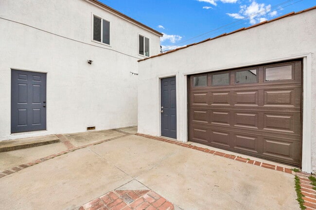 Building Photo - 6707 4th Ave