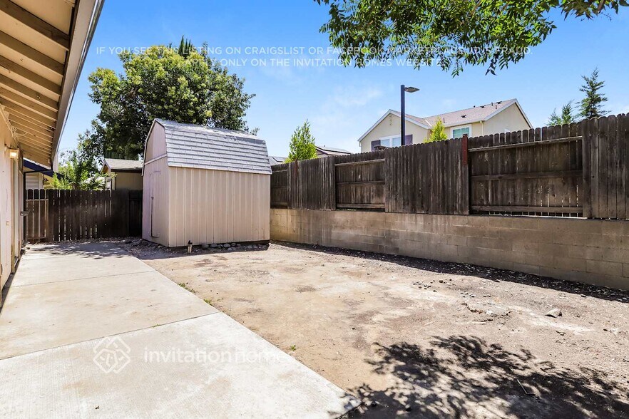 Building Photo - 1370 Tyler Dr