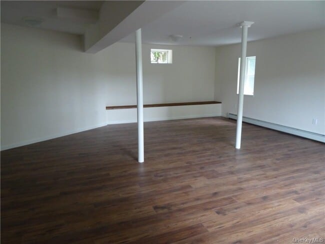 Building Photo - 30 Mortimer Terrace