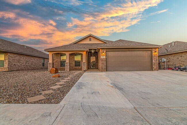 Primary Photo - 6708 Brand Ln