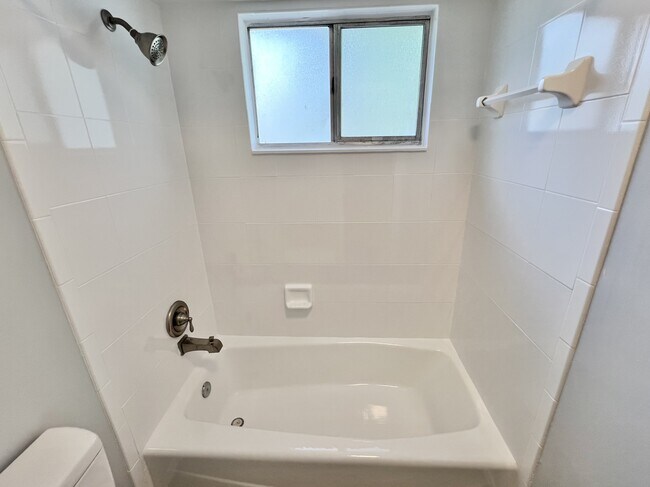 Building Photo - 11446 Skimmer Ct