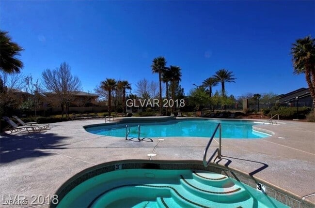 Building Photo - 10191 Birch Bluff Ln