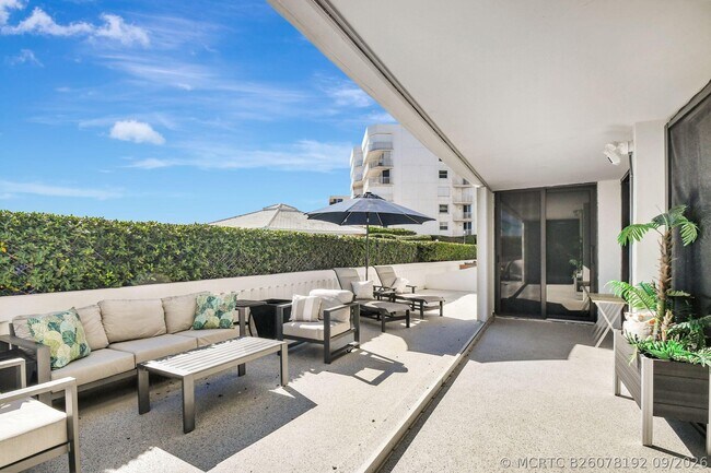 Building Photo - 3590 S Ocean Blvd