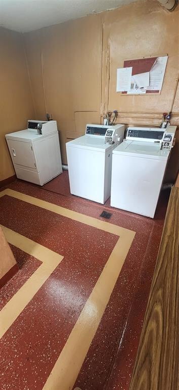 Building Photo - 13390 NE 7th Ave