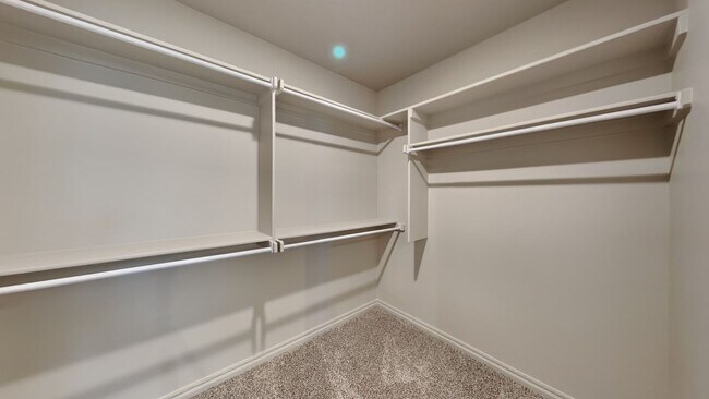 Building Photo - Spectacular 3 Bedroom 2.5 Bathroom Home in...