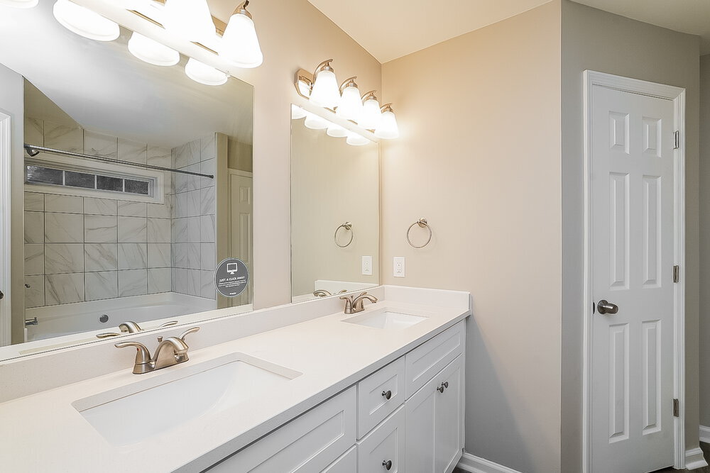 Building Photo - 1212 Orchard Mountain Ct