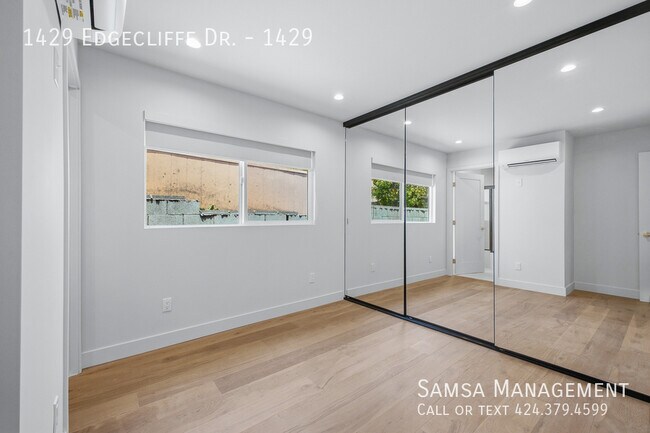 Building Photo - 1429 Edgecliffe Dr
