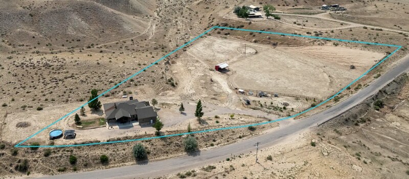 Building Photo - 9235 S Redwash Hwy
