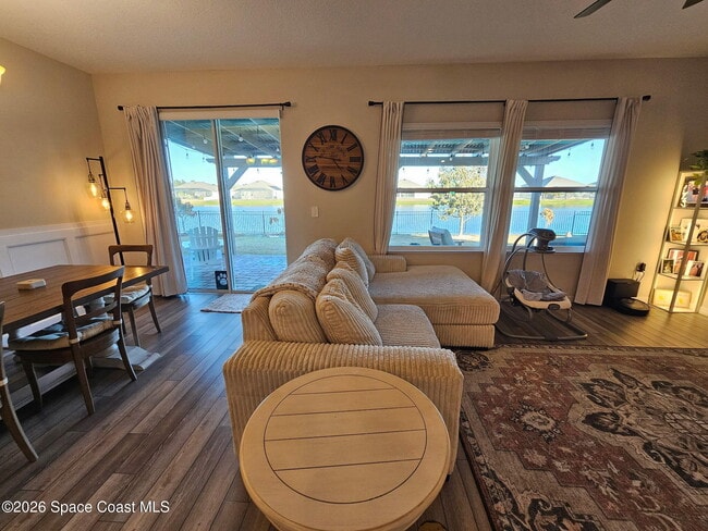 Building Photo - 4793 Shannock Ave