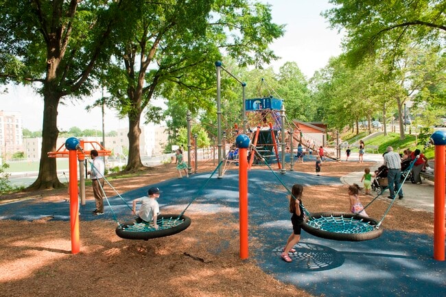 Building Photo - 1276 N Wayne St