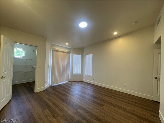 Building Photo - 2538 Furnace Creek Ave