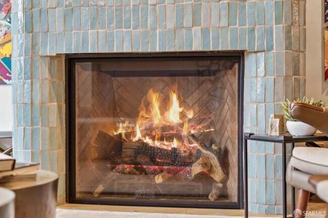 Building Photo - 7 Seymour St