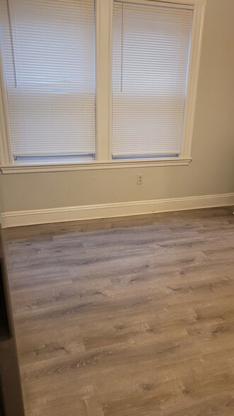 Building Photo - 258 Vine St