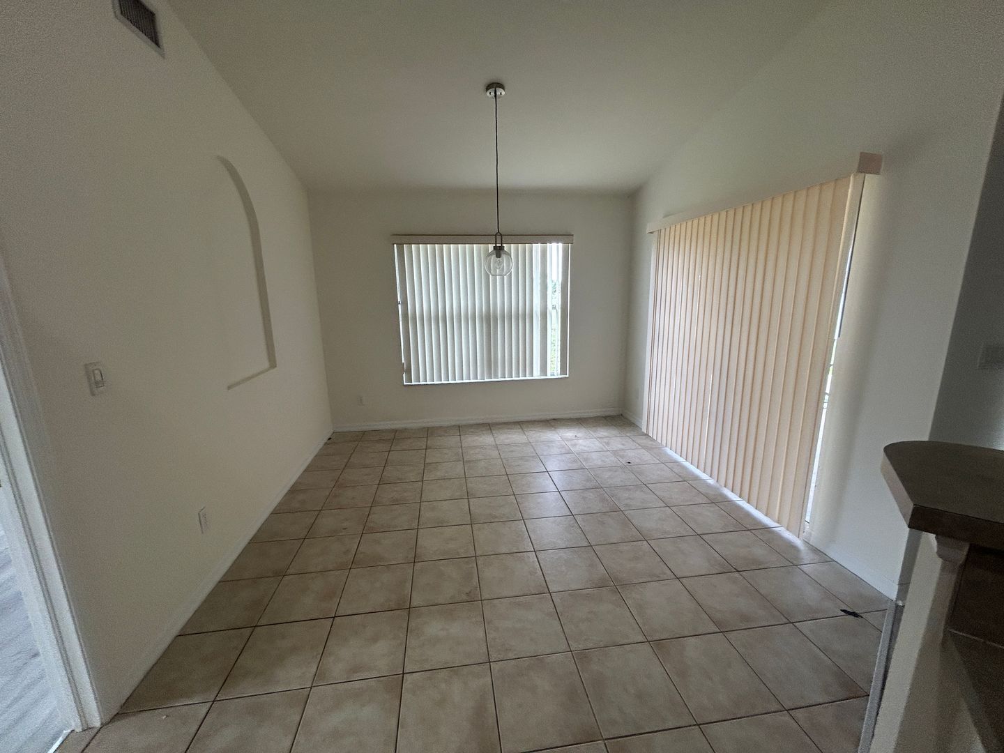 Building Photo - Nice 3/2 with newer carpet