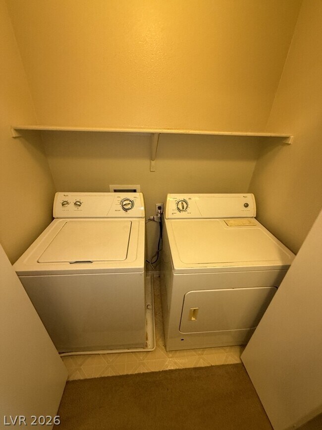 Building Photo - 11255 Dahlia Grove St