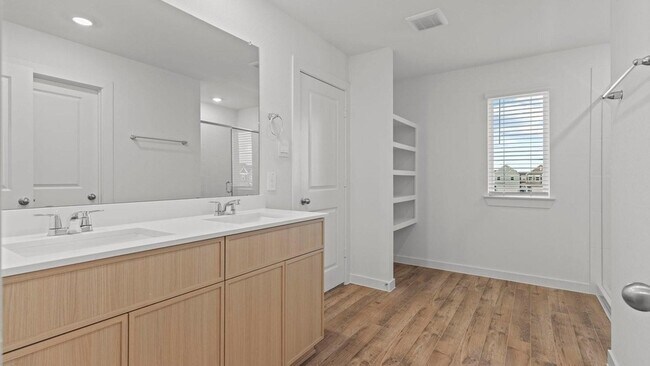 Building Photo - 28218 Meadowlark Sky Dr