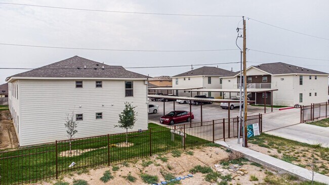 Building Photo - 2601 Lomas Del Sur Boulevard
