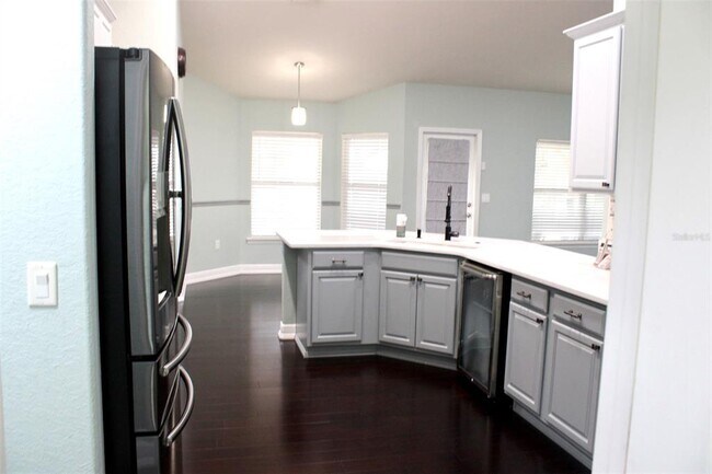 Building Photo - 1555 Blue Sky Blvd