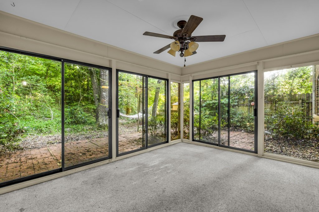 Building Photo - 704 19th Ave N