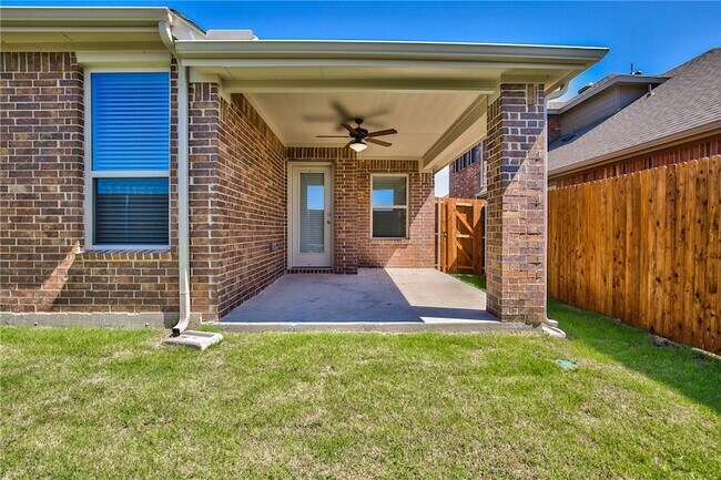 Building Photo - 426 George Dr