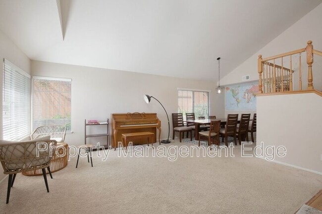 Building Photo - 8543 Yarrow Ln