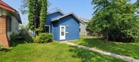 Building Photo - 3 Bedroom House