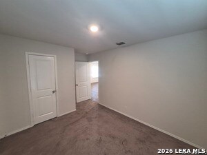 Building Photo - 120 Middle Grn Lp