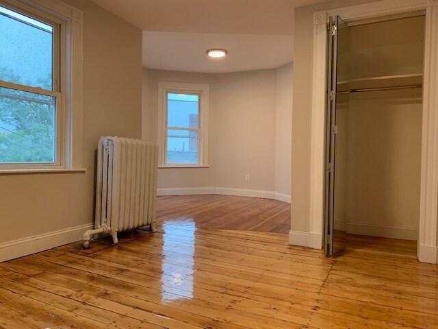 Building Photo - 22 Parker Hill Ave