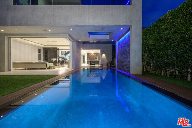 Building Photo - 6660 Colgate Ave