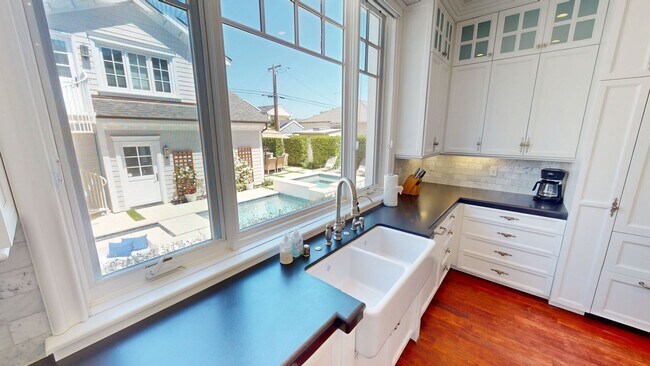 Building Photo - Private Home + Guest House & Pool | Minutes to Race the Base NASCAR